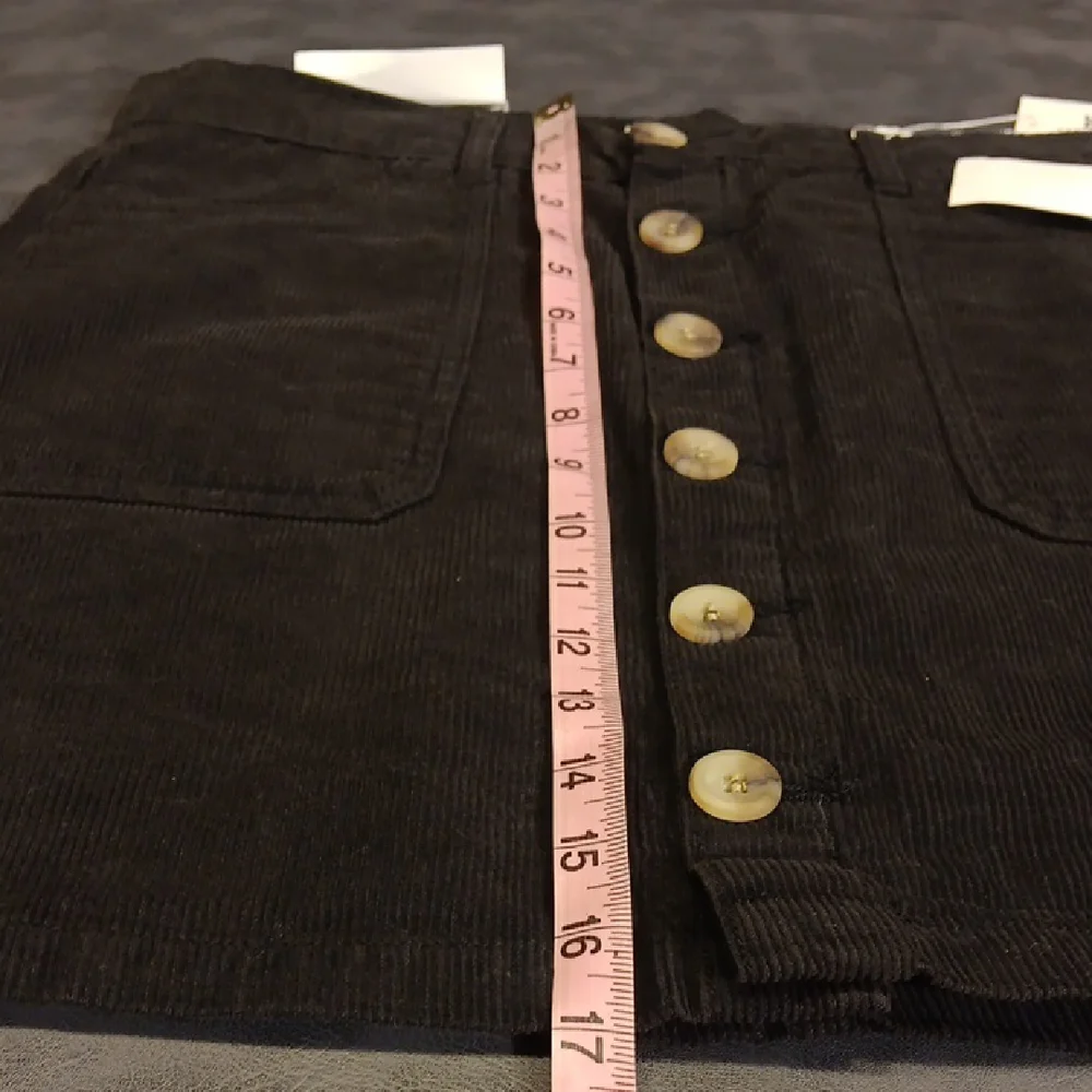 NWT! Kensie Black Button-Down A-Line Corduroy Skirt with Patch Pockets
